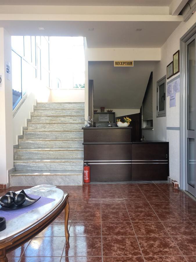 Guest House Simeone Berat Exterior foto