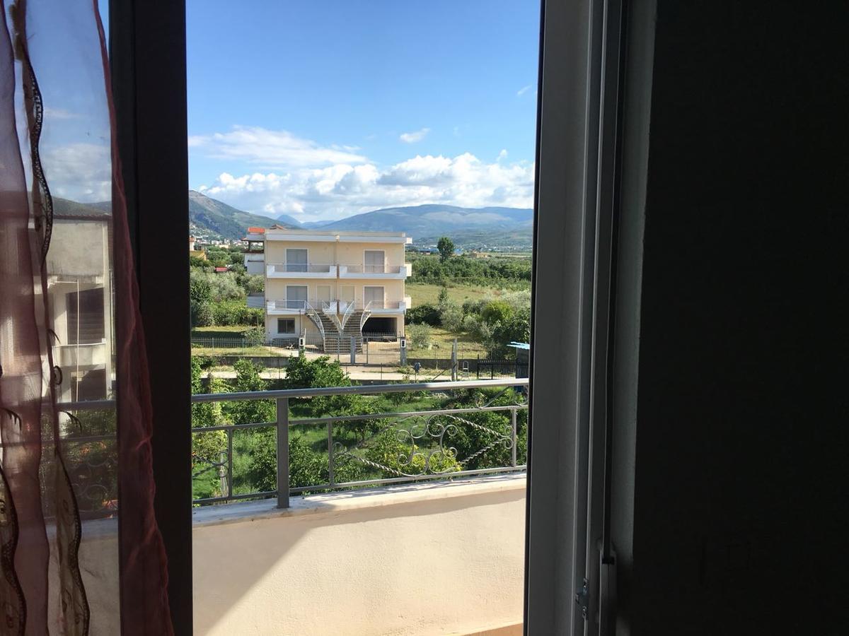 Guest House Simeone Berat Exterior foto